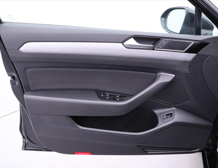 Volkswagen Passat Kombi 2,0 l 110 kw