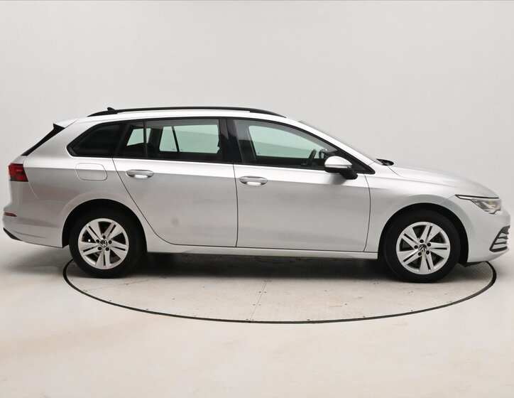 Volkswagen Golf Kombi 2,0 l 85 kw