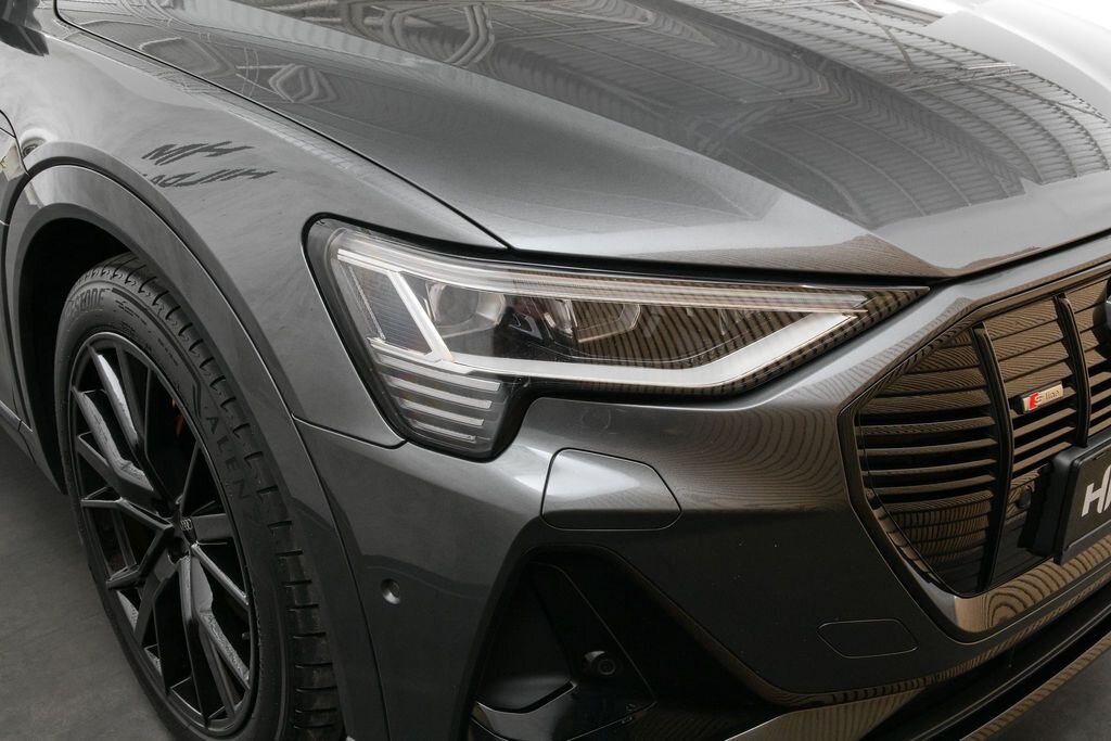 Audi e-tron SUV 0,0 300 kw