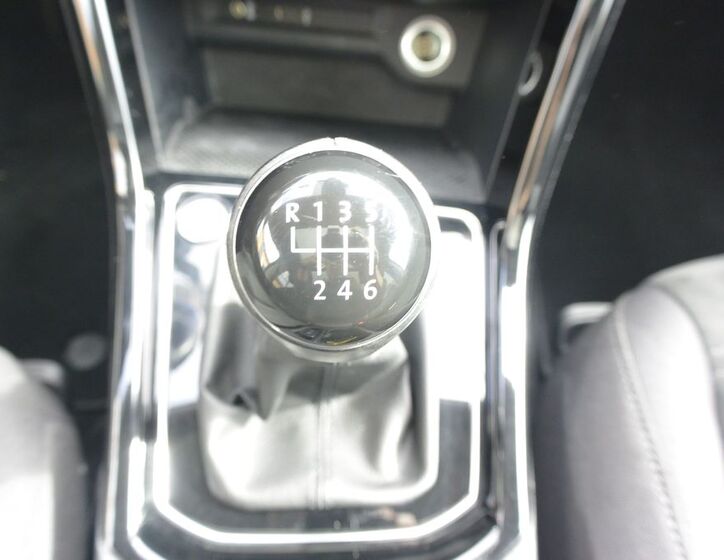 Volkswagen Touran 30