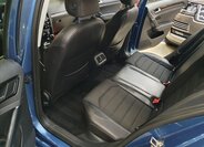 Volkswagen Golf 9
