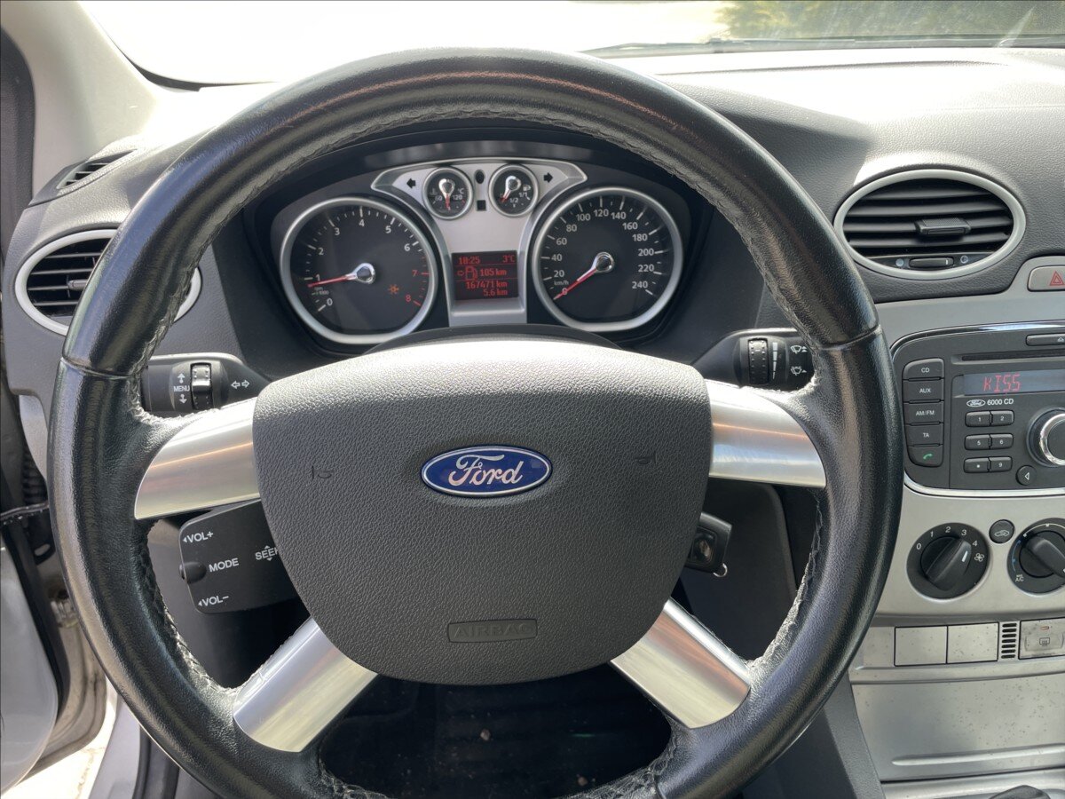 Ford Focus Hatchback 1,6 l 74 kw