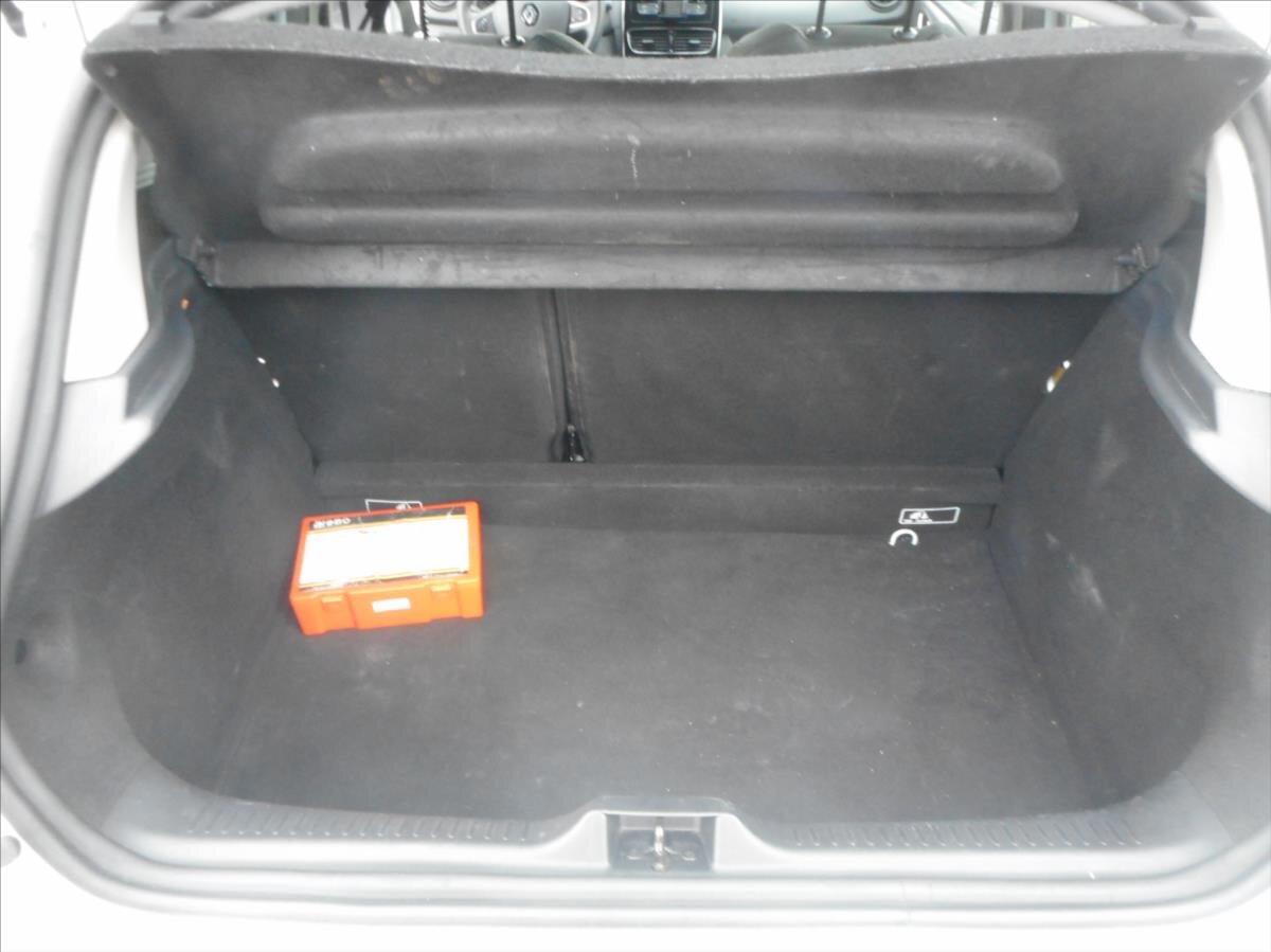 Renault Clio Hatchback 898,0 56 kw