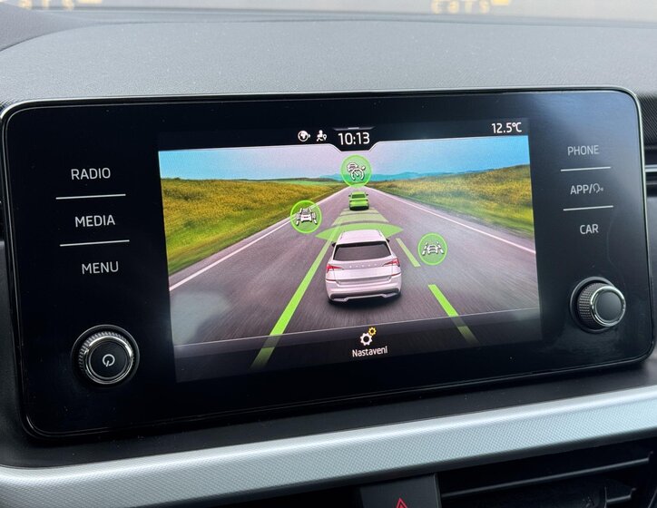 Škoda Kamiq SUV / Terénní 1,5 l 110 kw