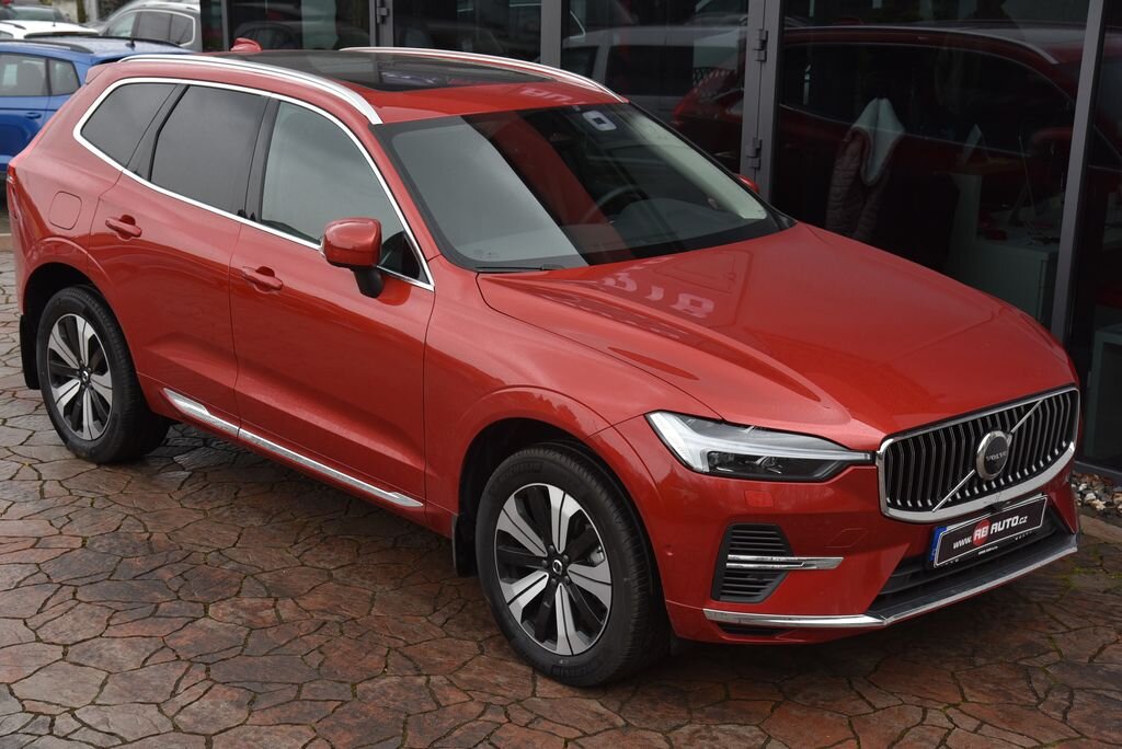 Volvo XC60 SUV / Terénní 2,0 l 186 kw