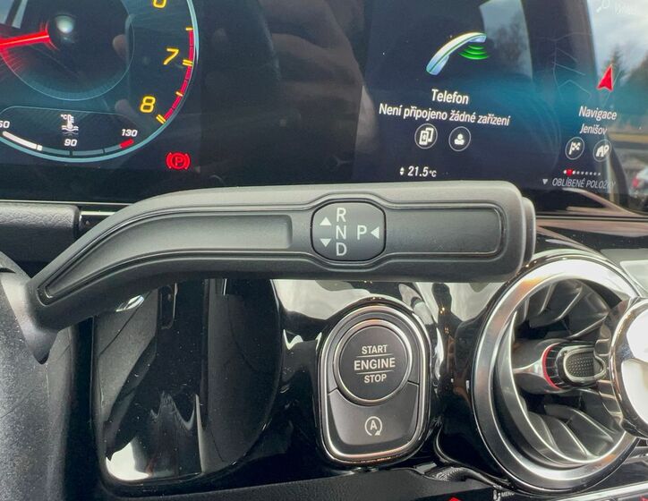 Mercedes-Benz GLA 20