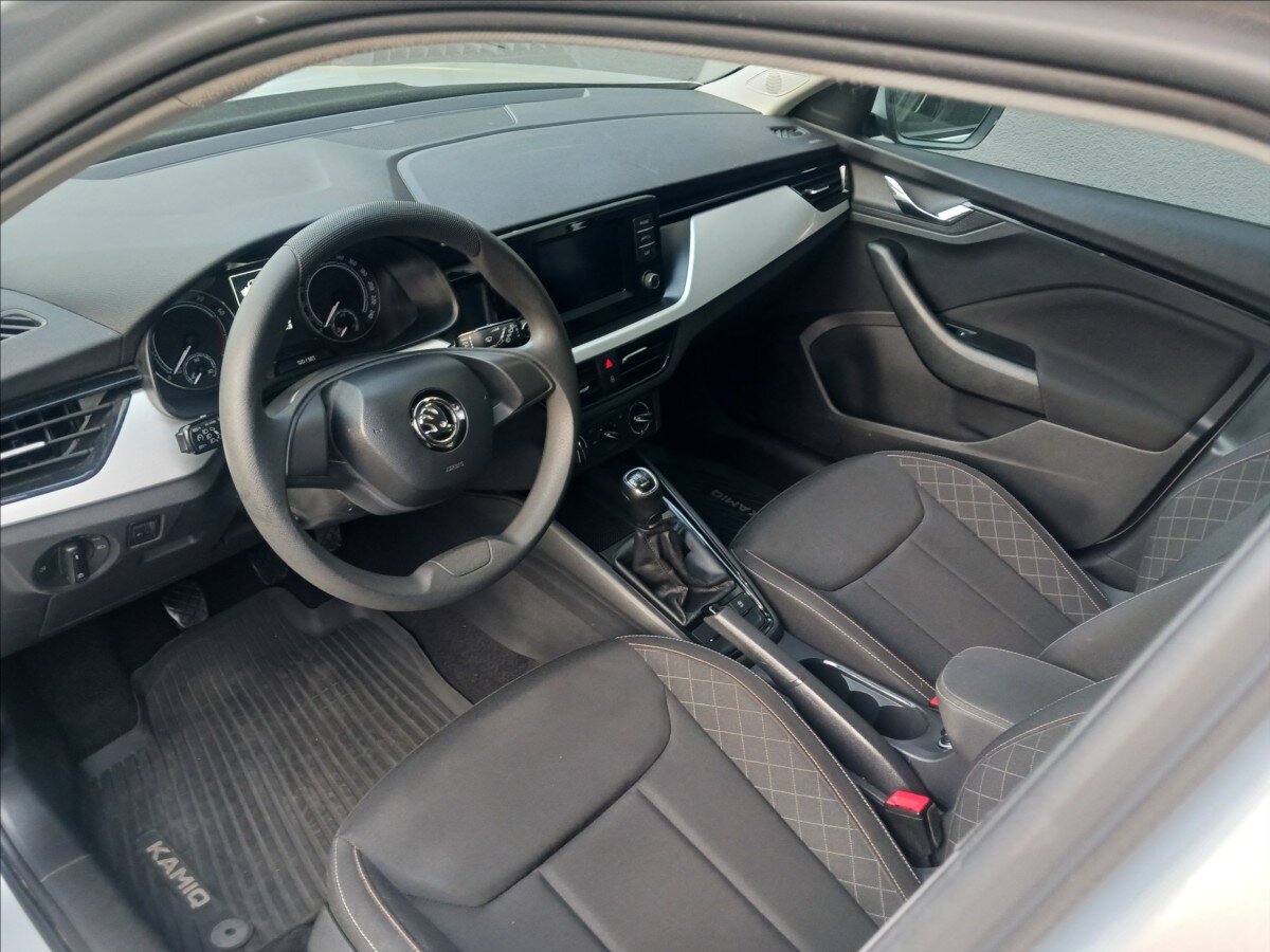 Škoda Kamiq Hatchback 999,0 70 kw