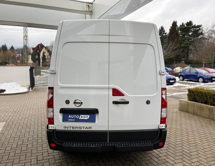 Nissan Interstar Skříň 2,3 l 100 kw