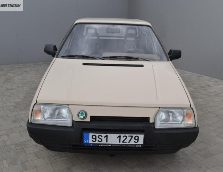 Škoda Favorit 26