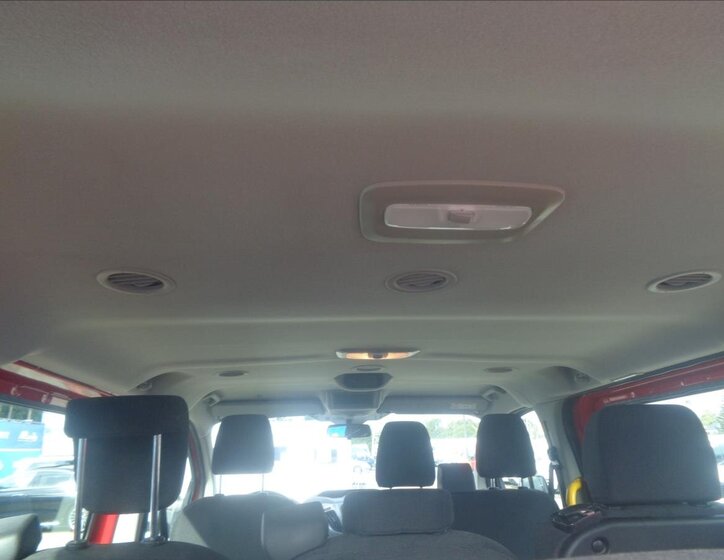 Ford Transit Custom Ostatní 2,0 l 77 kw