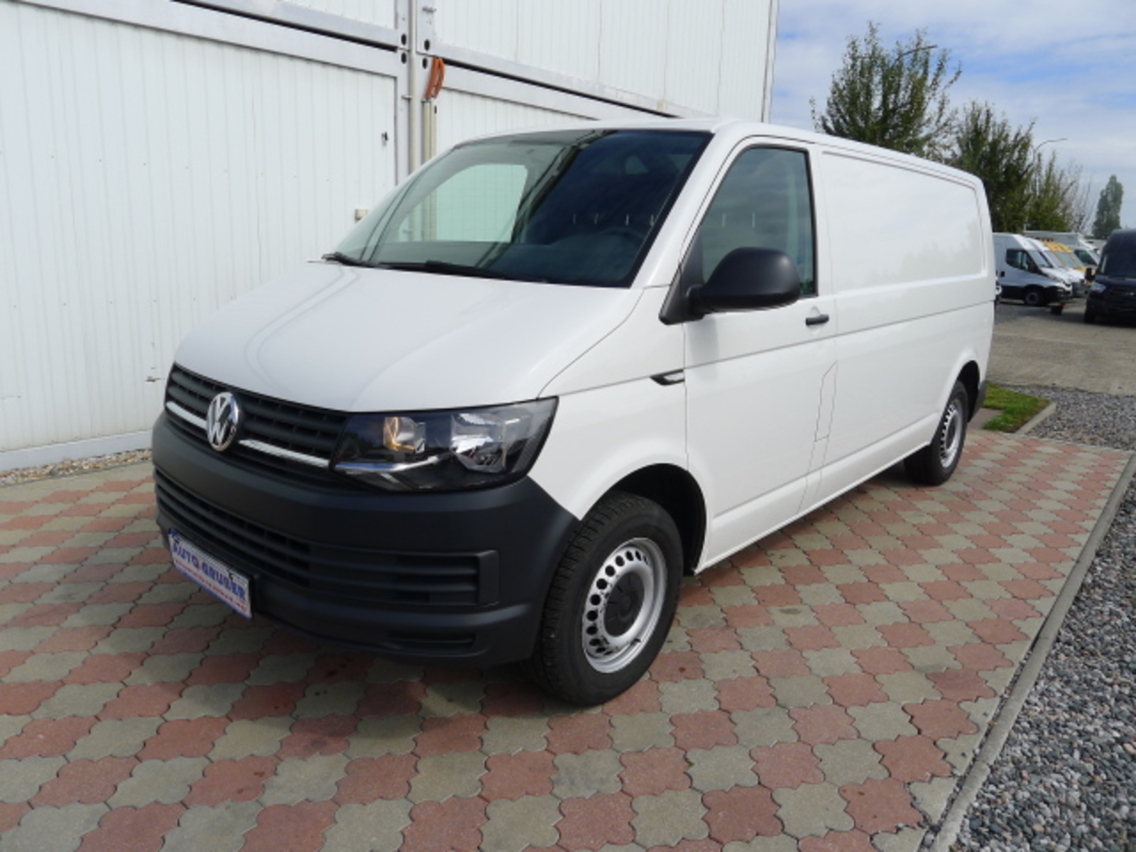 Volkswagen Transporter 1