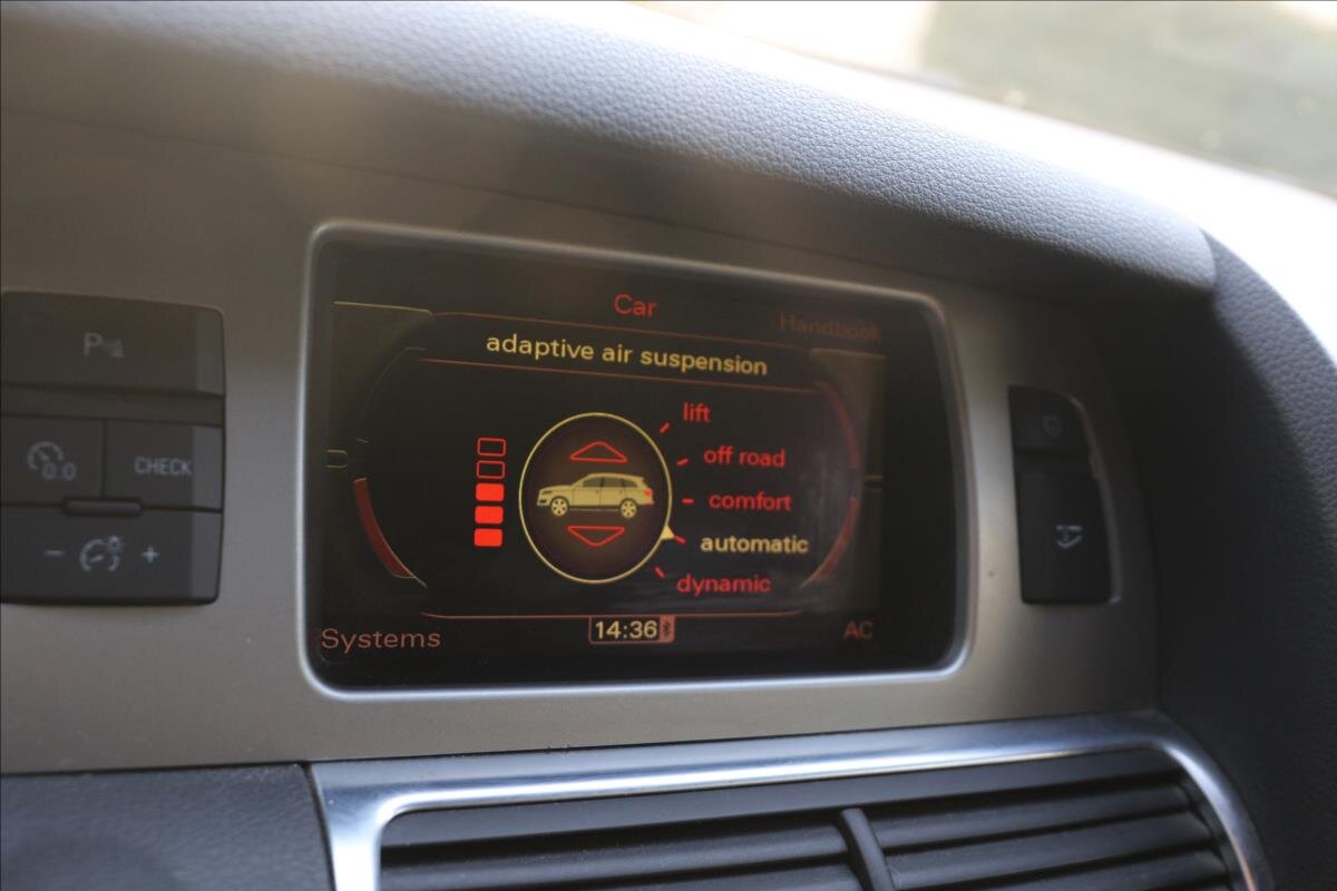 Audi Q7 Kombi 3,0 l 176 kw