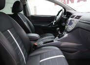 Ford Kuga SUV / Terénní 2,0 l 103 kw