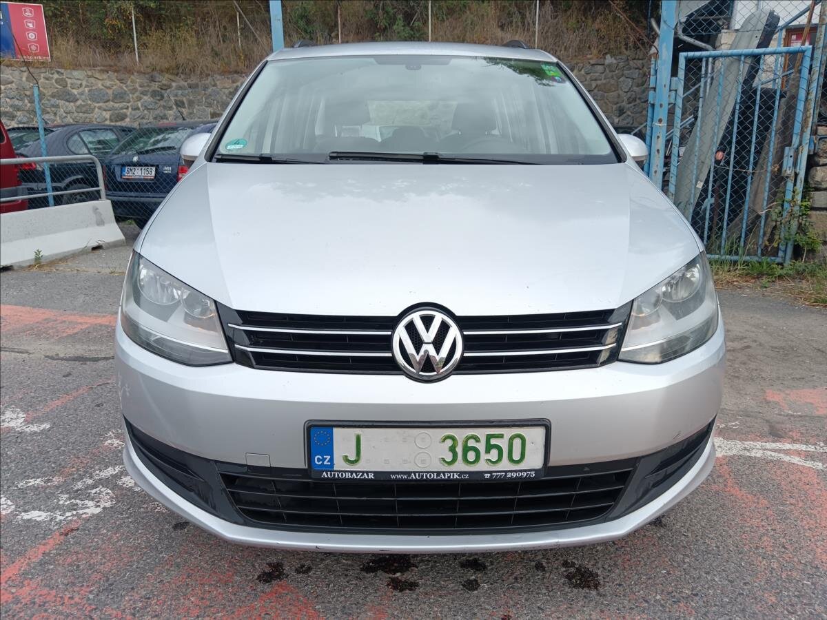 Volkswagen Sharan Kombi 2,0 l 103 kw
