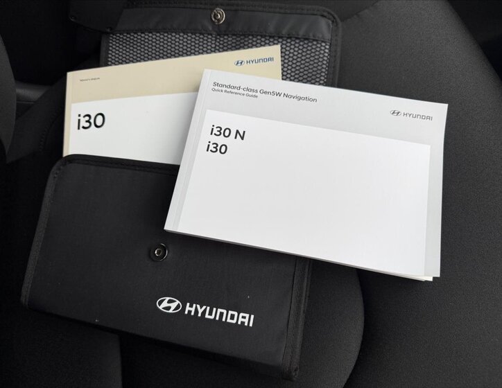 Hyundai i30 24