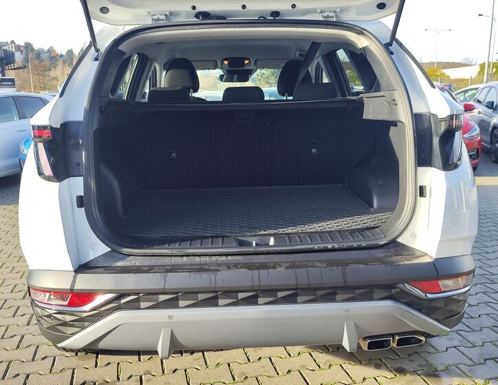 Hyundai Tucson SUV 1,6 l 100 kw