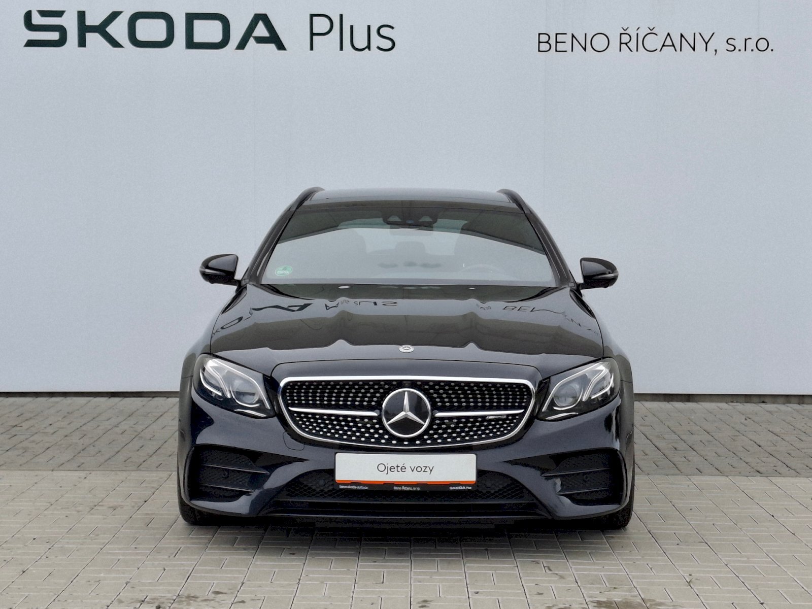 Mercedes-Benz Třídy E Kombi 3,0 l 320 kw