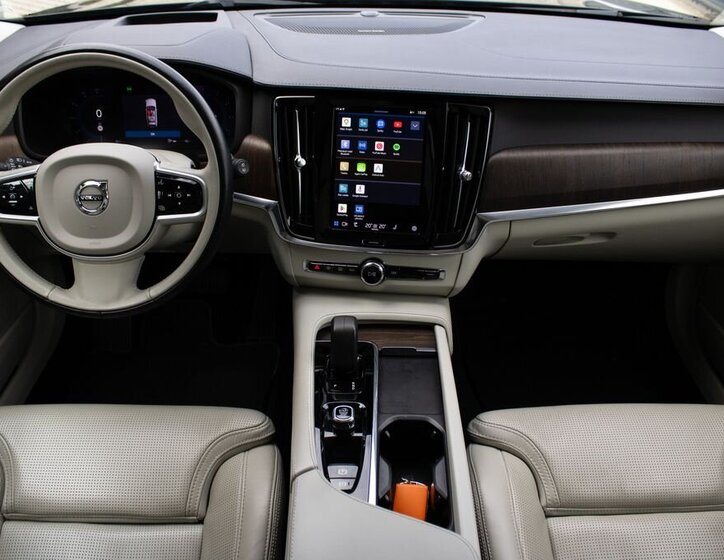 Volvo V90 Kombi 2,0 l 173 kw