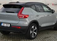 Volvo XC40 3