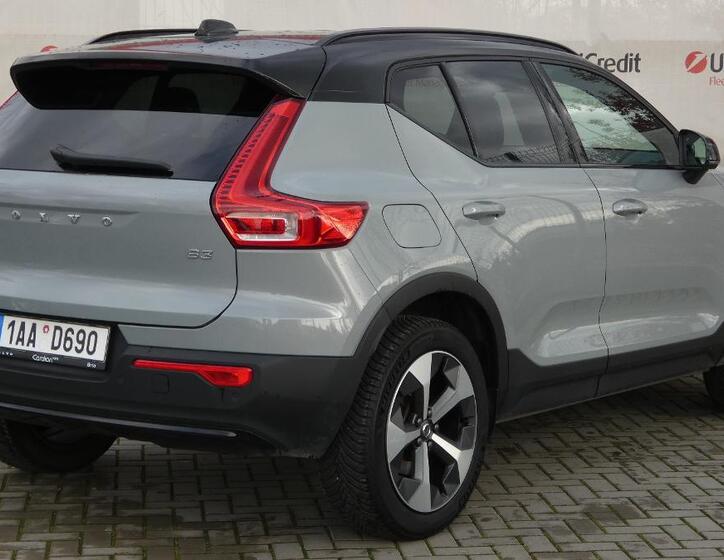 Volvo XC40 3