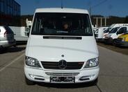 Mercedes-Benz Sprinter 4