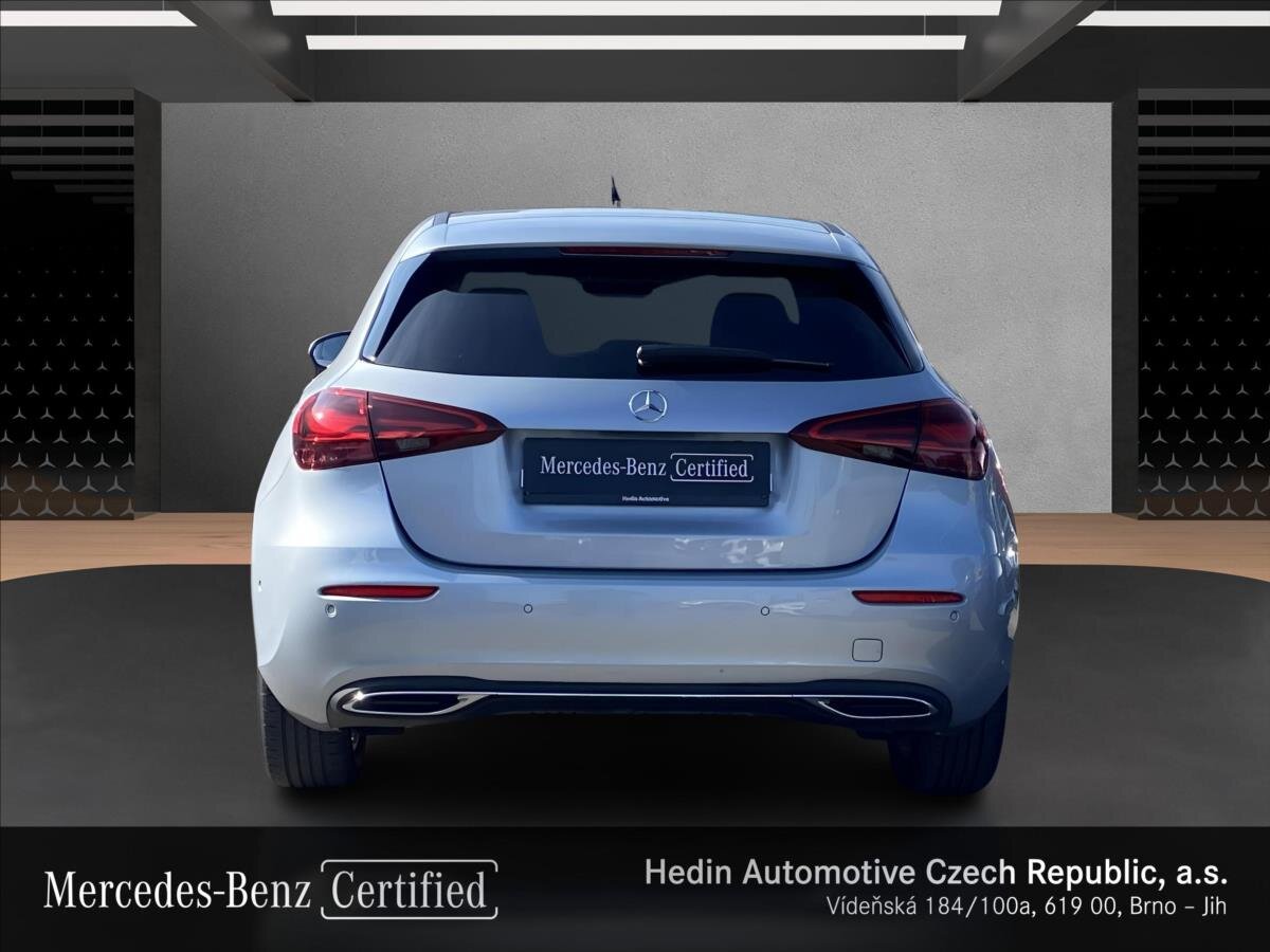 Mercedes-Benz Třídy A Hatchback 1,3 l 120 kw
