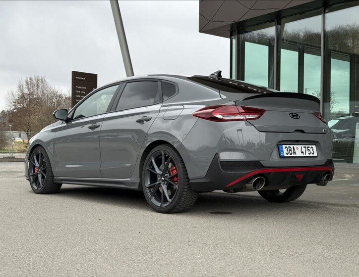 Hyundai i30 Liftback 2,0 l 206 kw