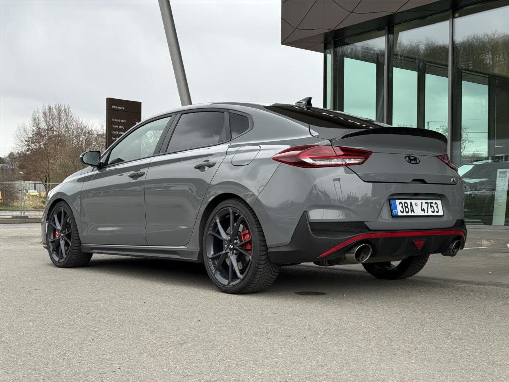 Hyundai i30 Liftback 2,0 l 206 kw