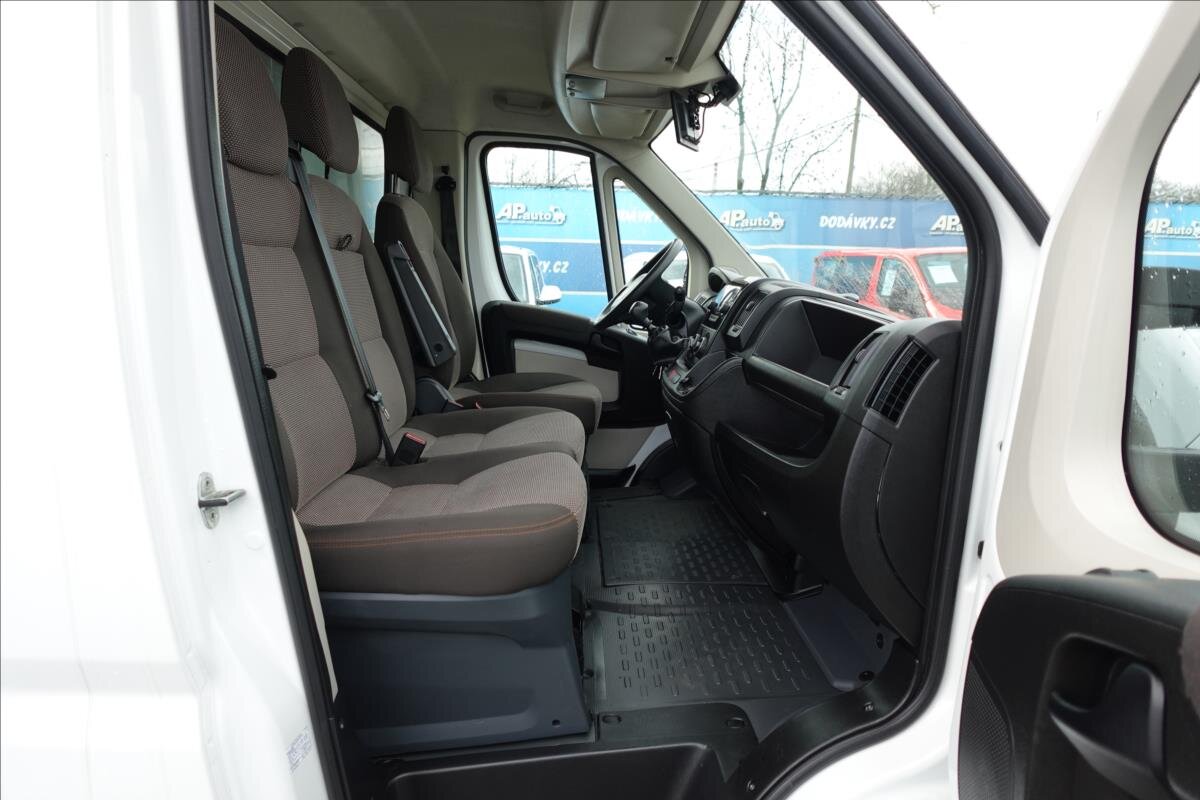 Peugeot Boxer Ostatní 2,0 l 120 kw