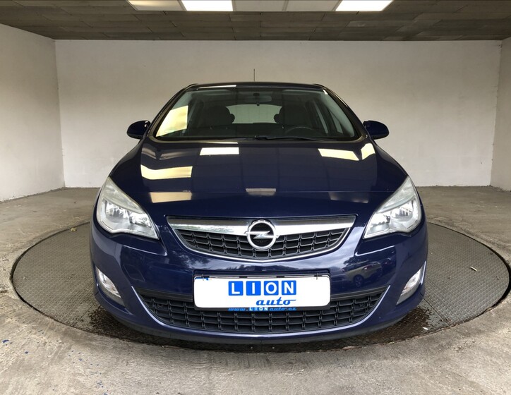 Opel Astra 2
