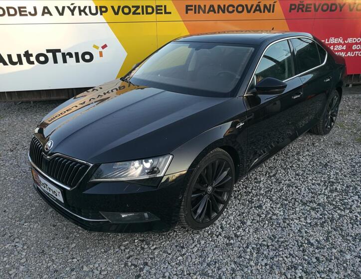 Škoda Superb 1