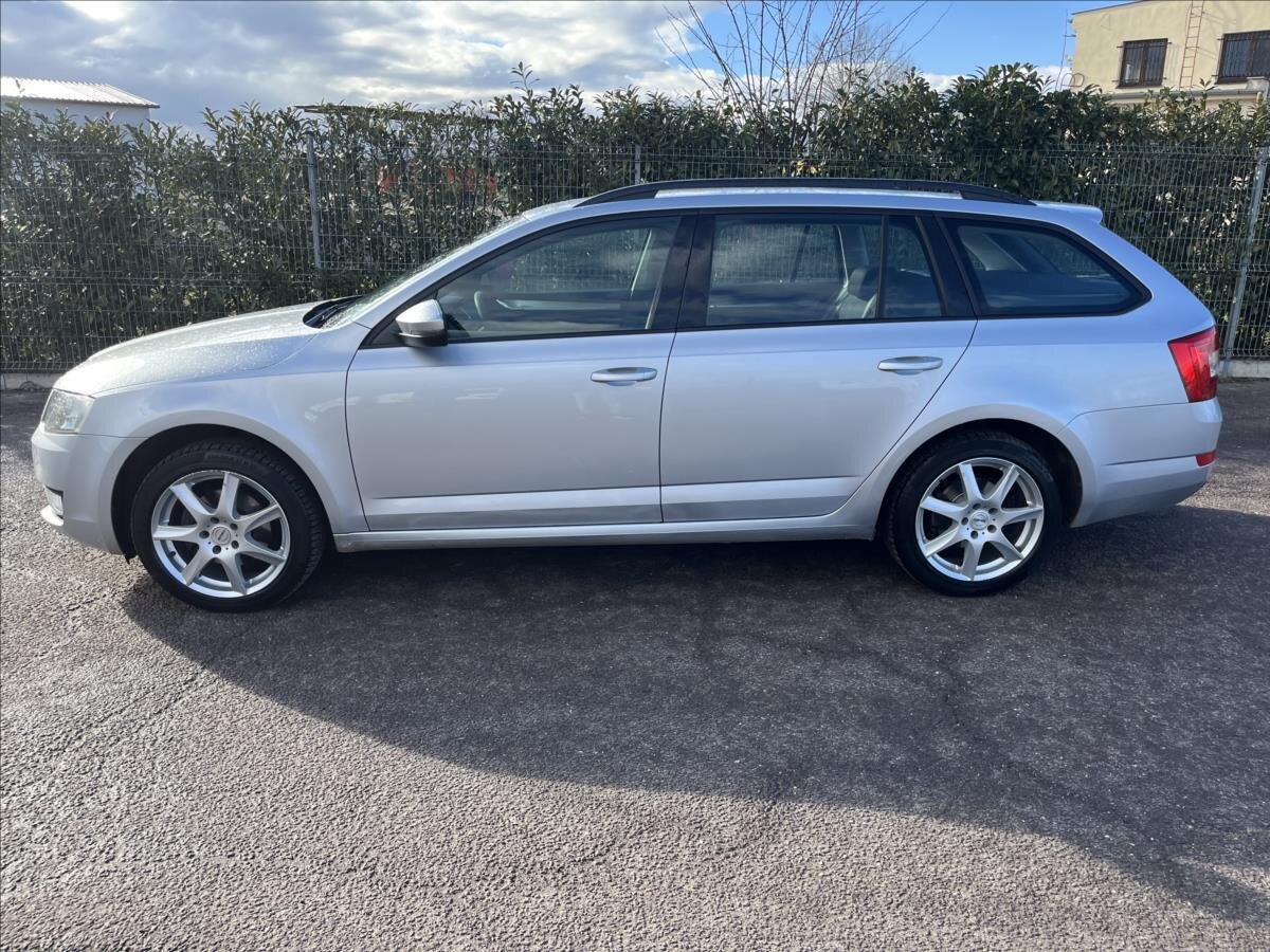 Škoda Octavia Kombi 1,6 l 77 kw