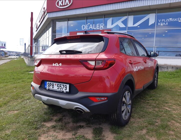 KIA Stonic SUV 1,2 l 58 kw