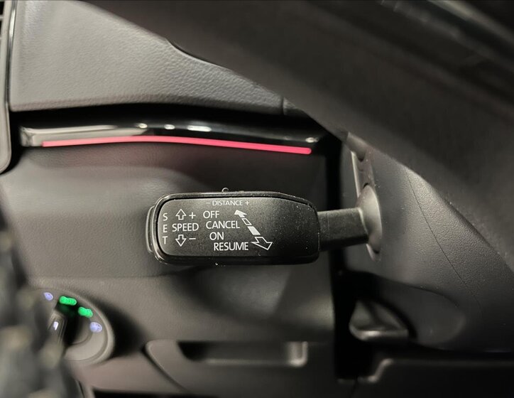 Škoda Karoq SUV 2,0 l 140 kw