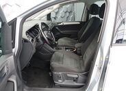 Volkswagen Touran 24
