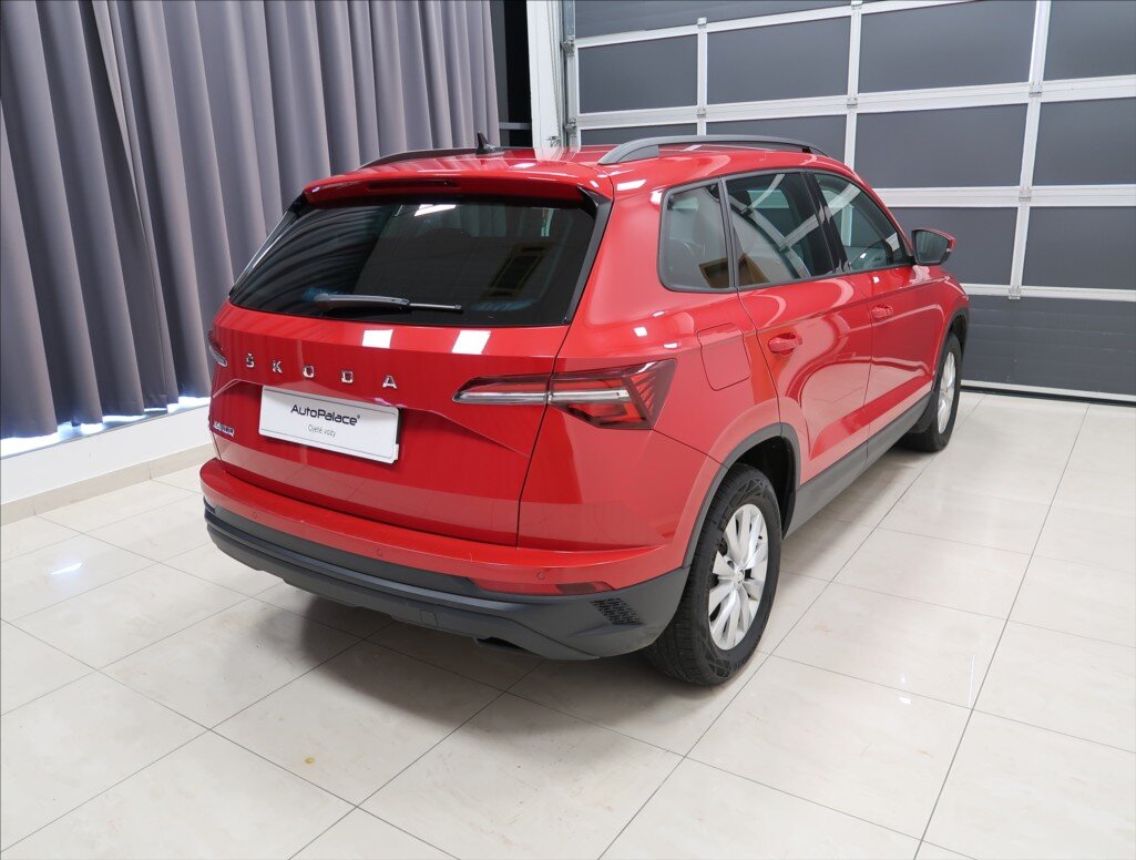 Škoda Karoq SUV 1,5 l 110 kw