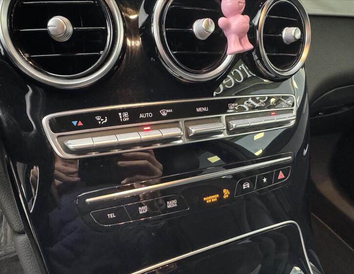 Mercedes-Benz GLC 13