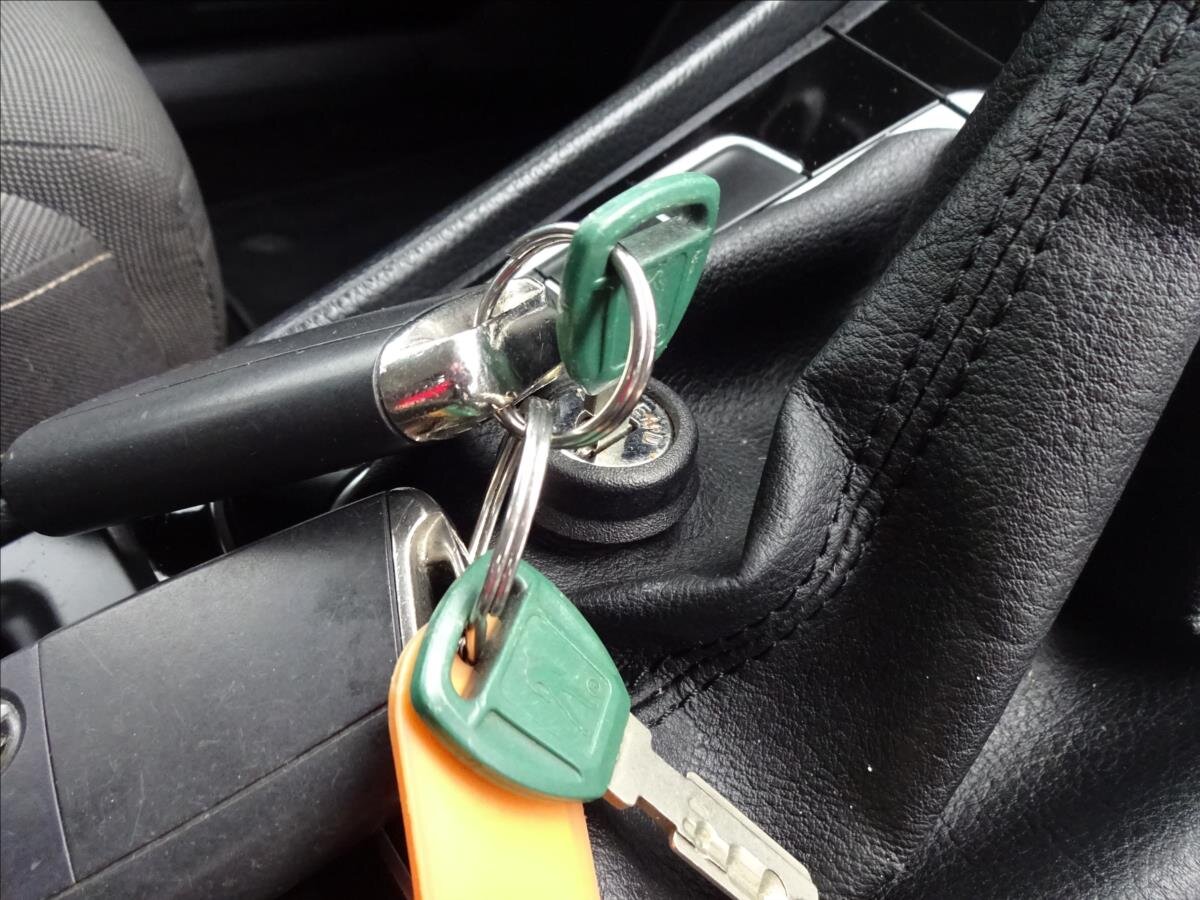 Volkswagen Golf Kombi 1,6 l 77 kw