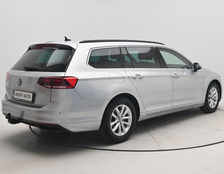 Volkswagen Passat Kombi 2,0 l 110 kw