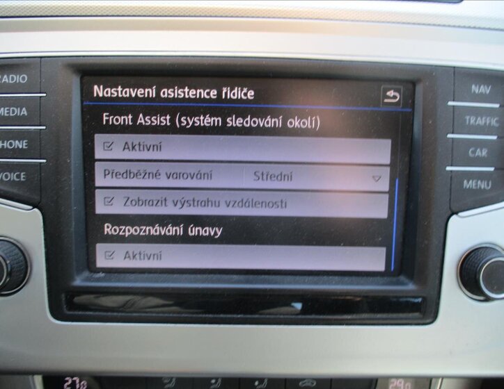 Volkswagen Passat Kombi 2,0 l 110 kw