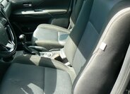 Mitsubishi Outlander 11