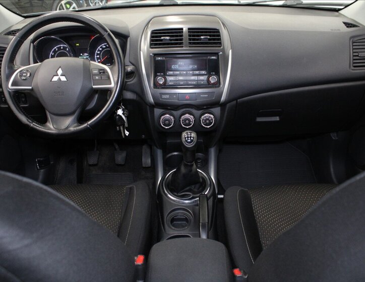 Mitsubishi ASX SUV / Terénní 1,6 l 86 kw