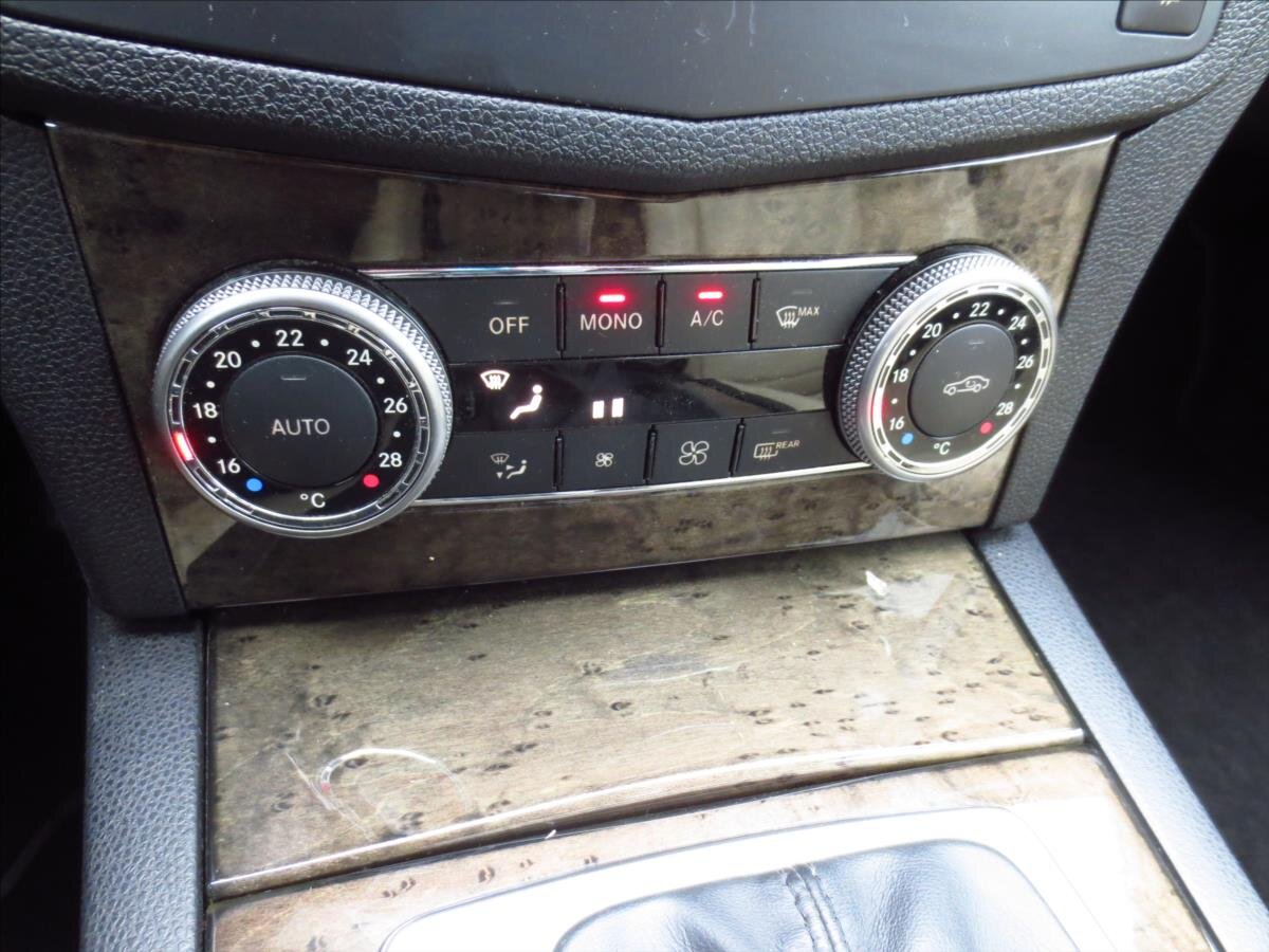 Mercedes-Benz Třídy C Kombi 6,2 l 336 kw