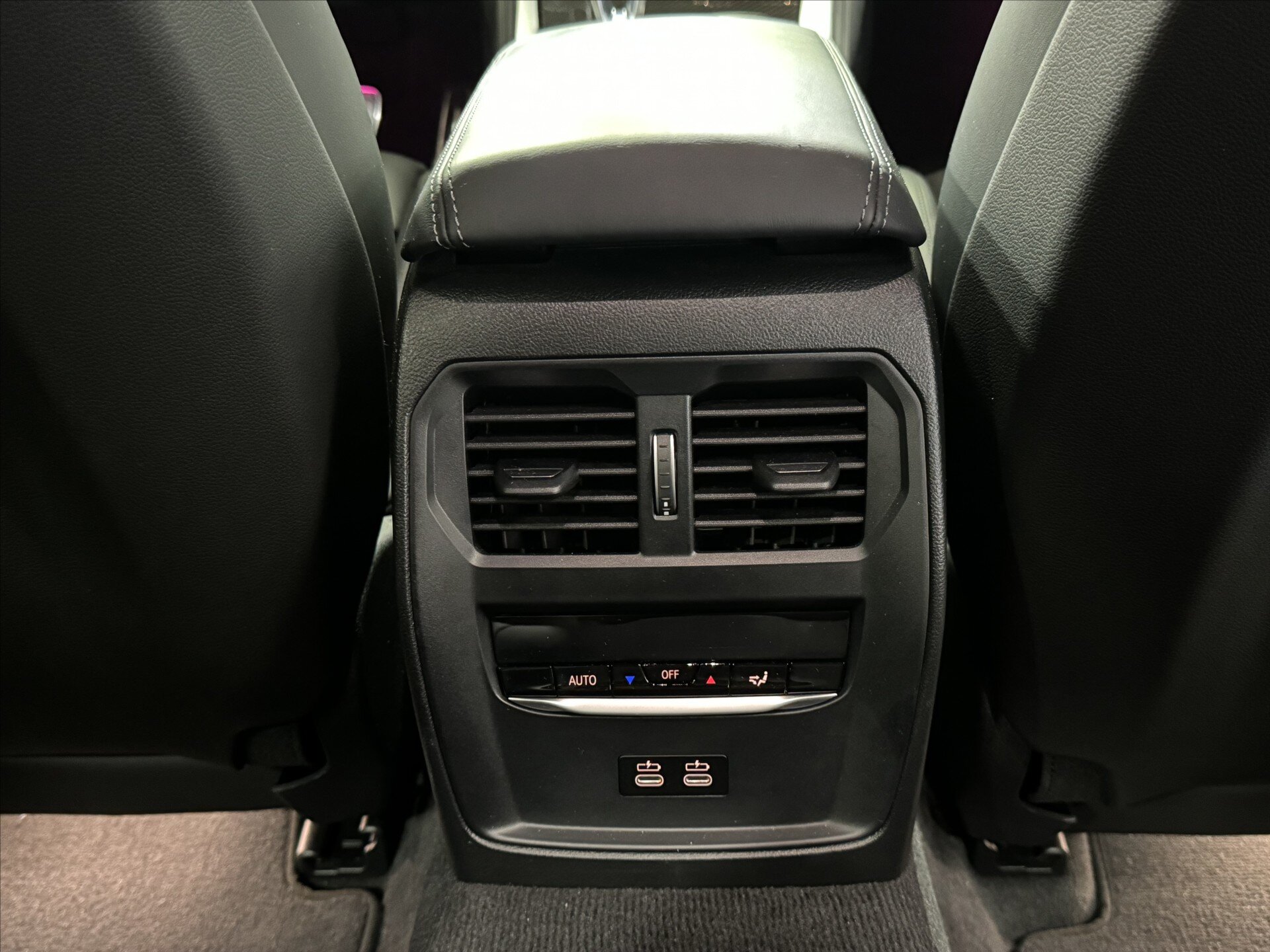 BMW M3 Sedan / Limuzína 3,0 l 375 kw