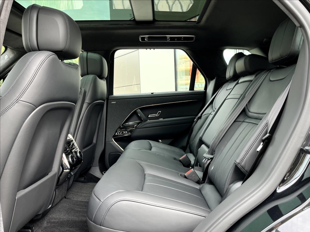 Land Rover Range Rover Sport SUV 4,4 l 390 kw