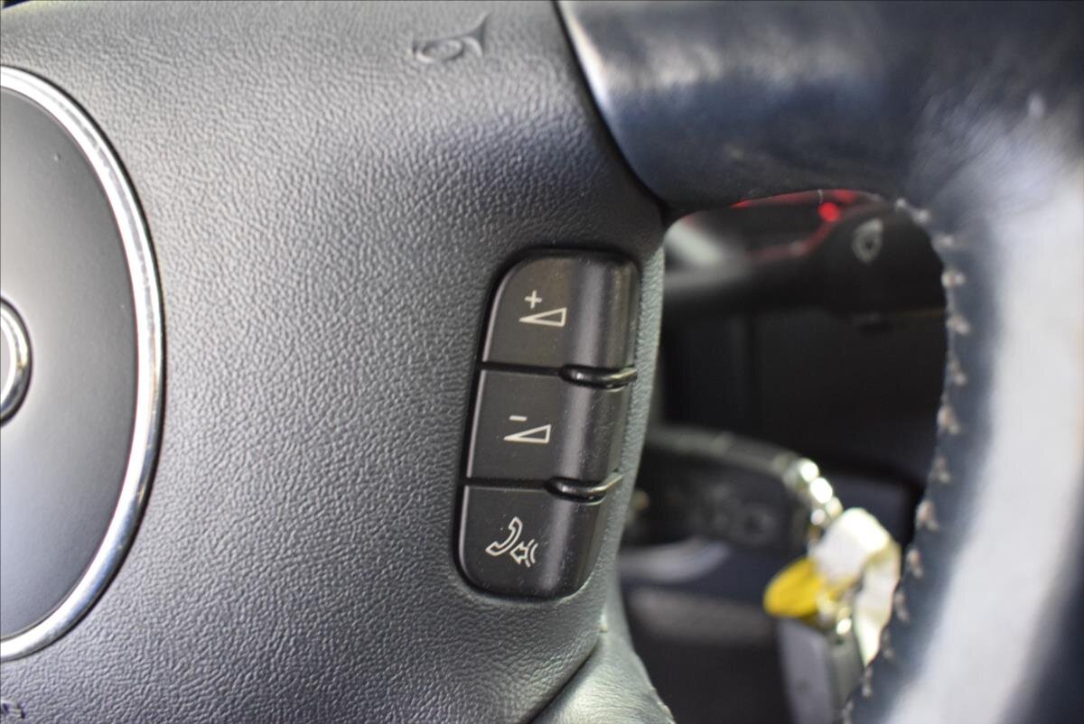 Audi S8 Sedan / Limuzína 4,2 l 265 kw