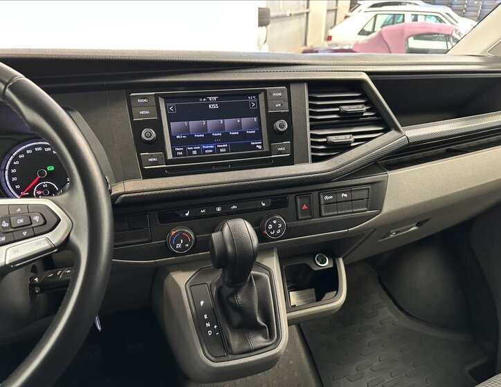 Volkswagen Transporter 13