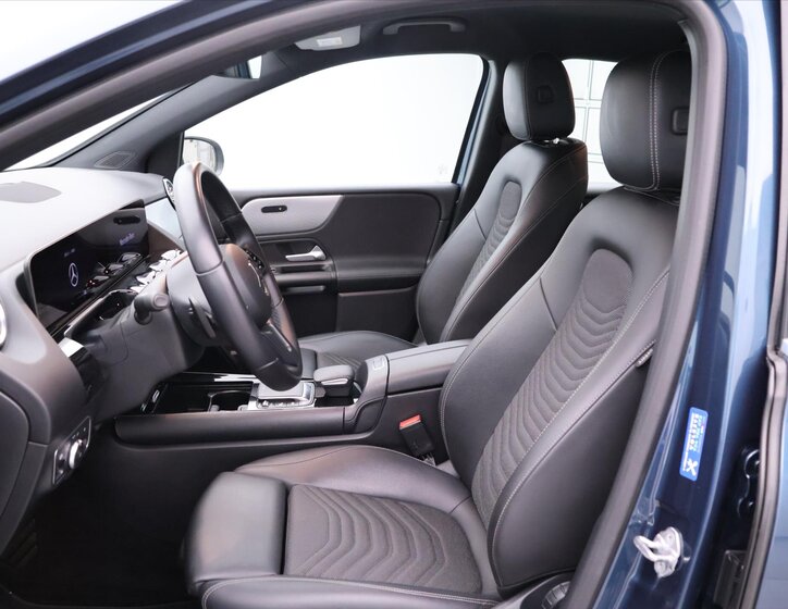 Mercedes-Benz Třídy B Hatchback 2,0 l 110 kw