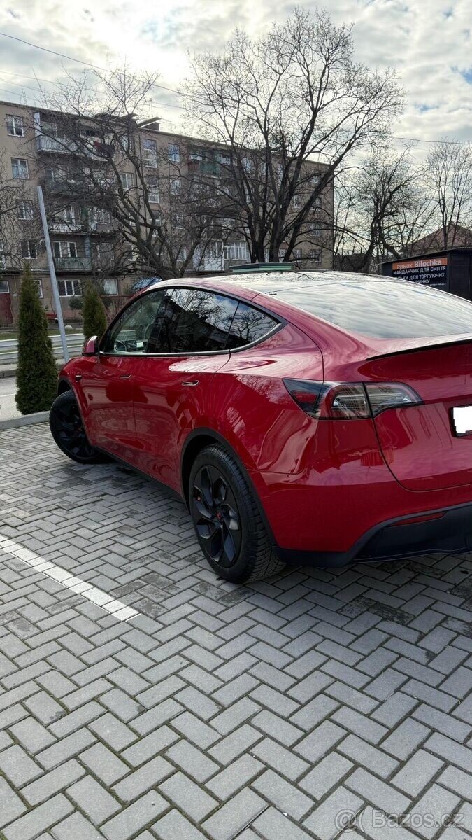 Tesla Model Y SUV / Terénní 0,0 255 kw