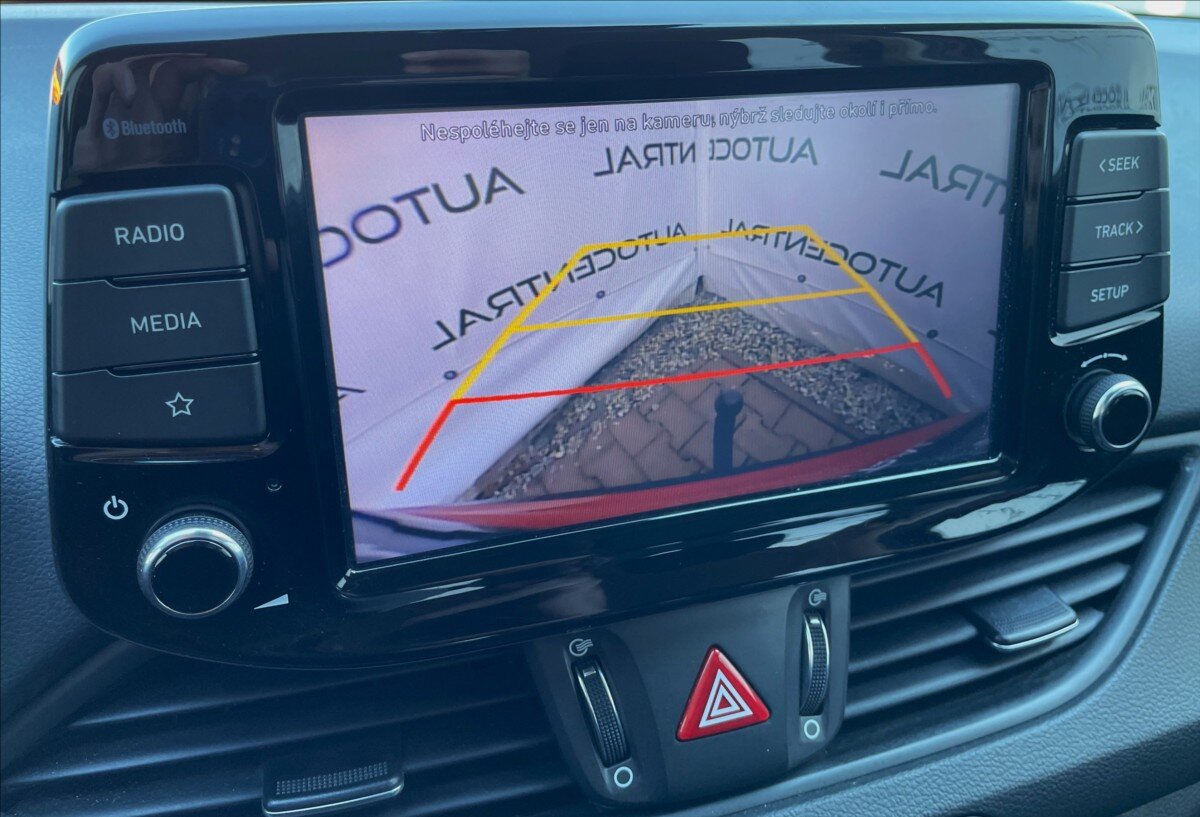 Hyundai i30 Kombi 998,0 88 kw